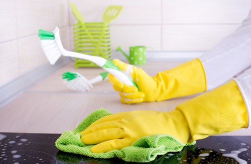 Local Hackney cleaners planning a detailed service around access and property type